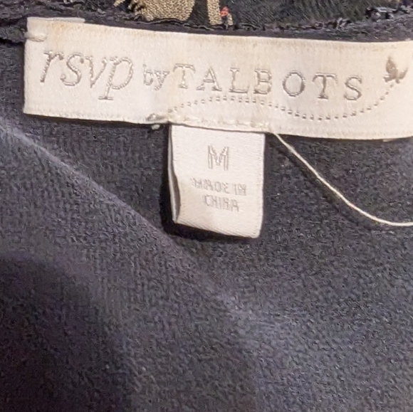 RSVP By Talbots Wmns Medium Black Sheer Blouse Swan Print Ruffle Sleeve FLAW 134 - Picture 6 of 7
